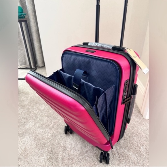 🎉LAST PIECE🎉CALPAK 20in Carry-On Hardside
Spinner Cranberry - Picture 4 of 8